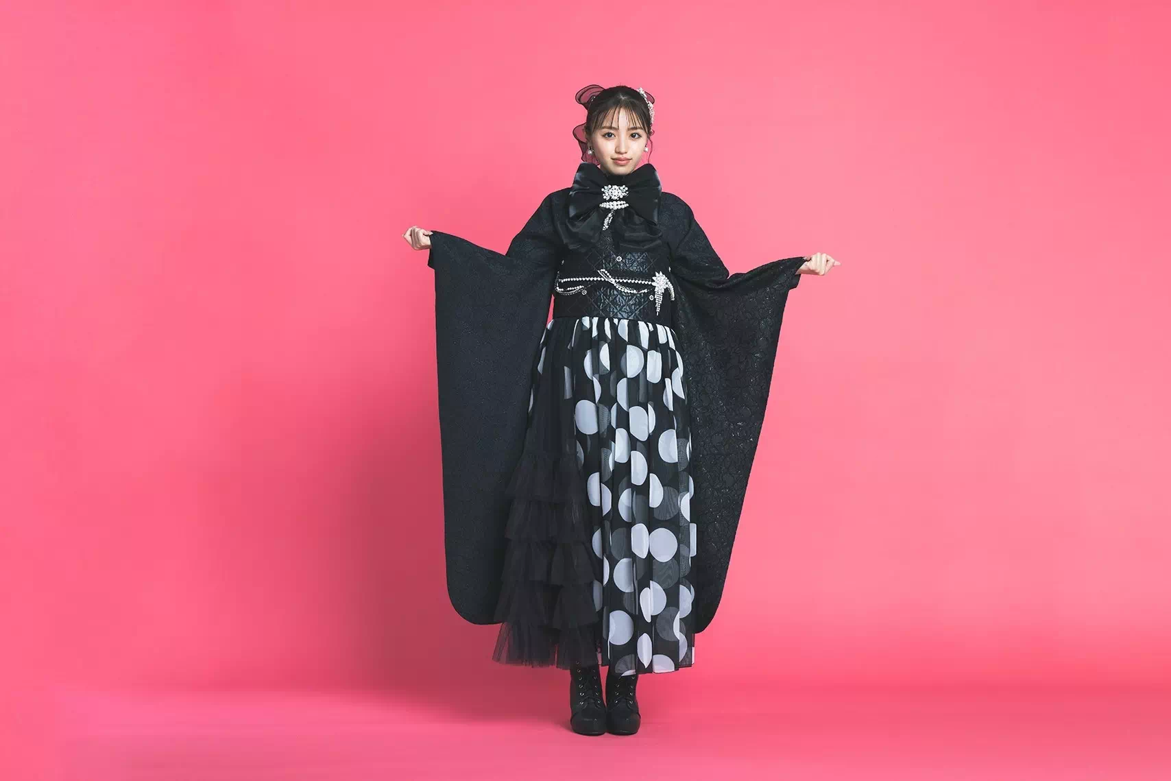 TAKAZEN姫路店　姫路市　成人式　卒業式　袴　振袖　イマドキ振袖　キラキラ　ヘップバーン　ブラックレーベル　洋風　オートクチュールドレス